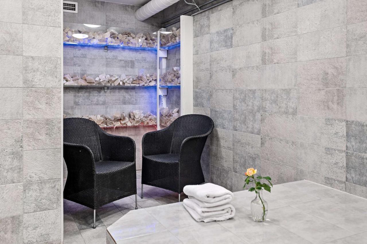 Hotel Western Royal 4*