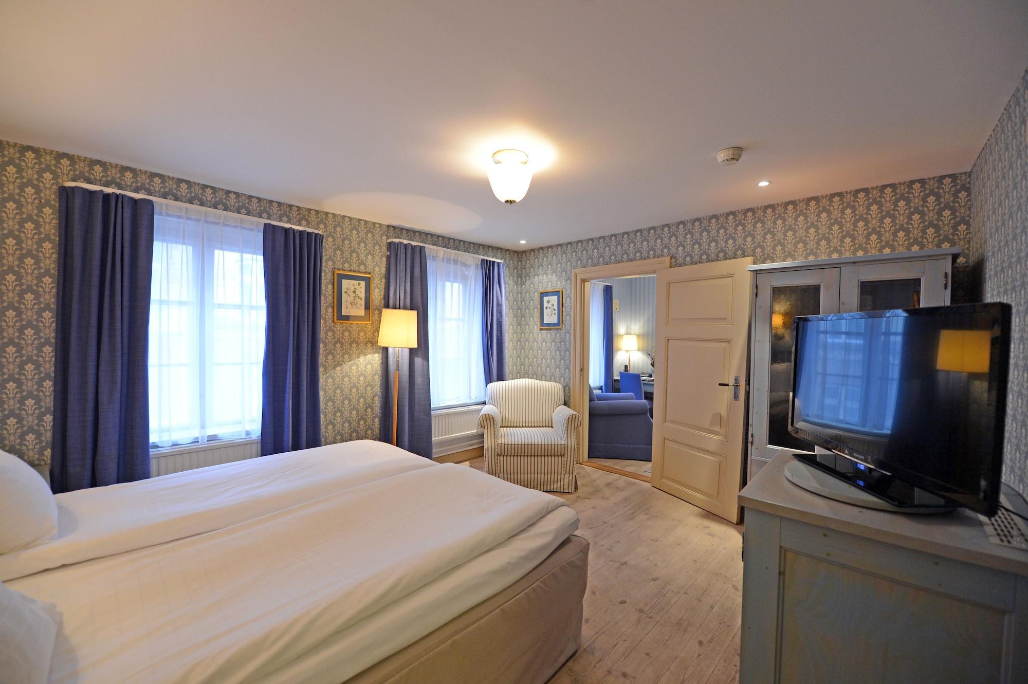 Western Royal Hotel